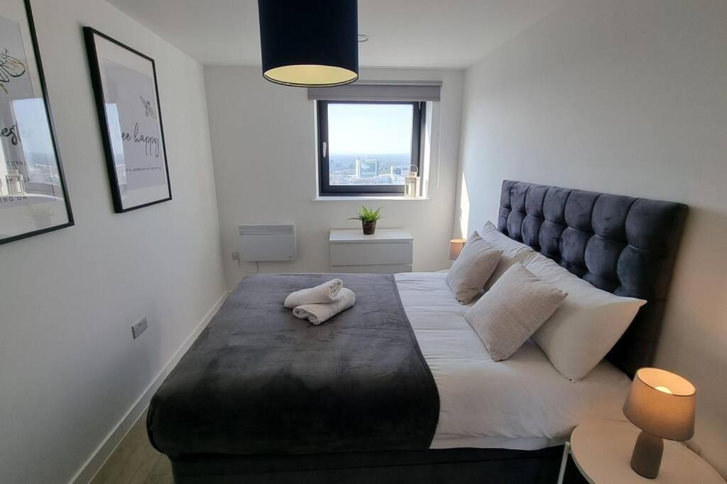 2 Bedroom Penthouse Manchester Exterior foto